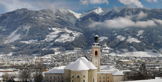 Taxservice für Schwaz - Schwaz im Winter